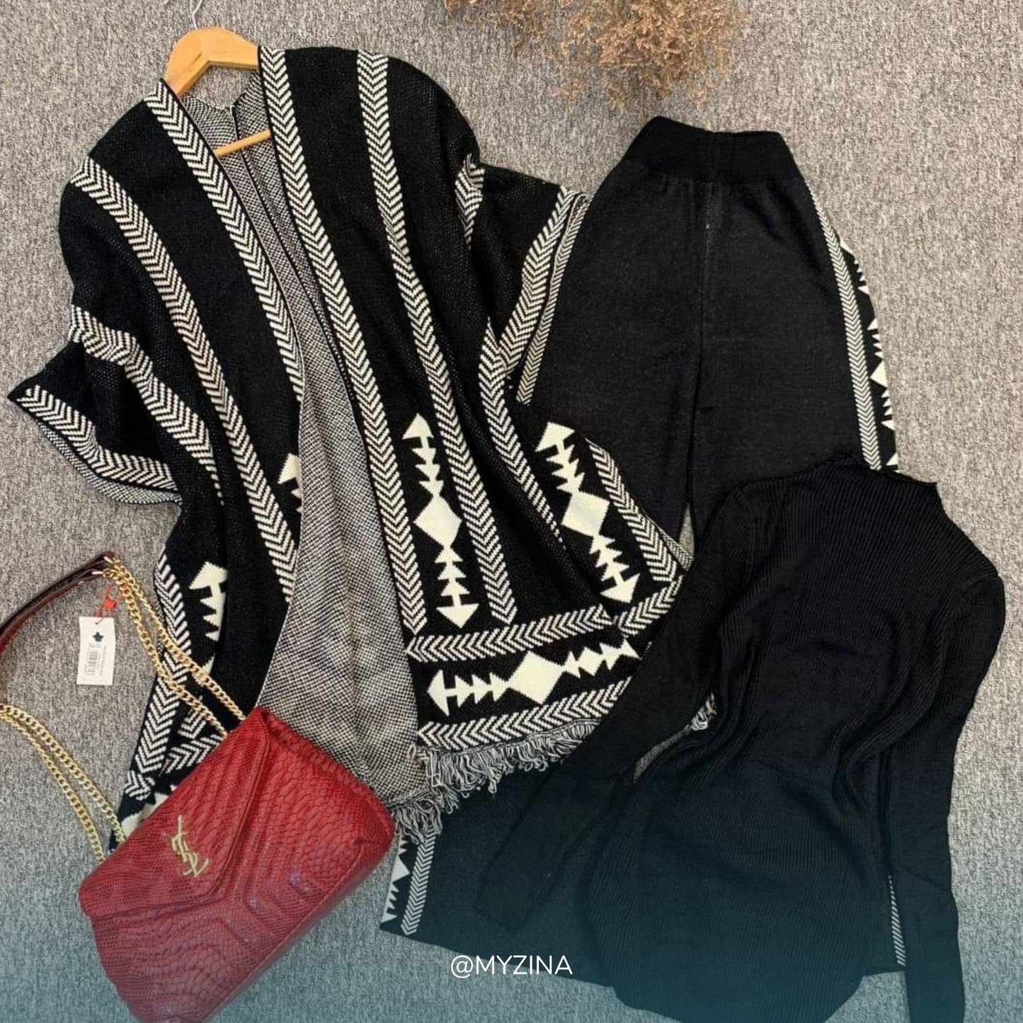 أنسومبل ثلاث قطع صوف